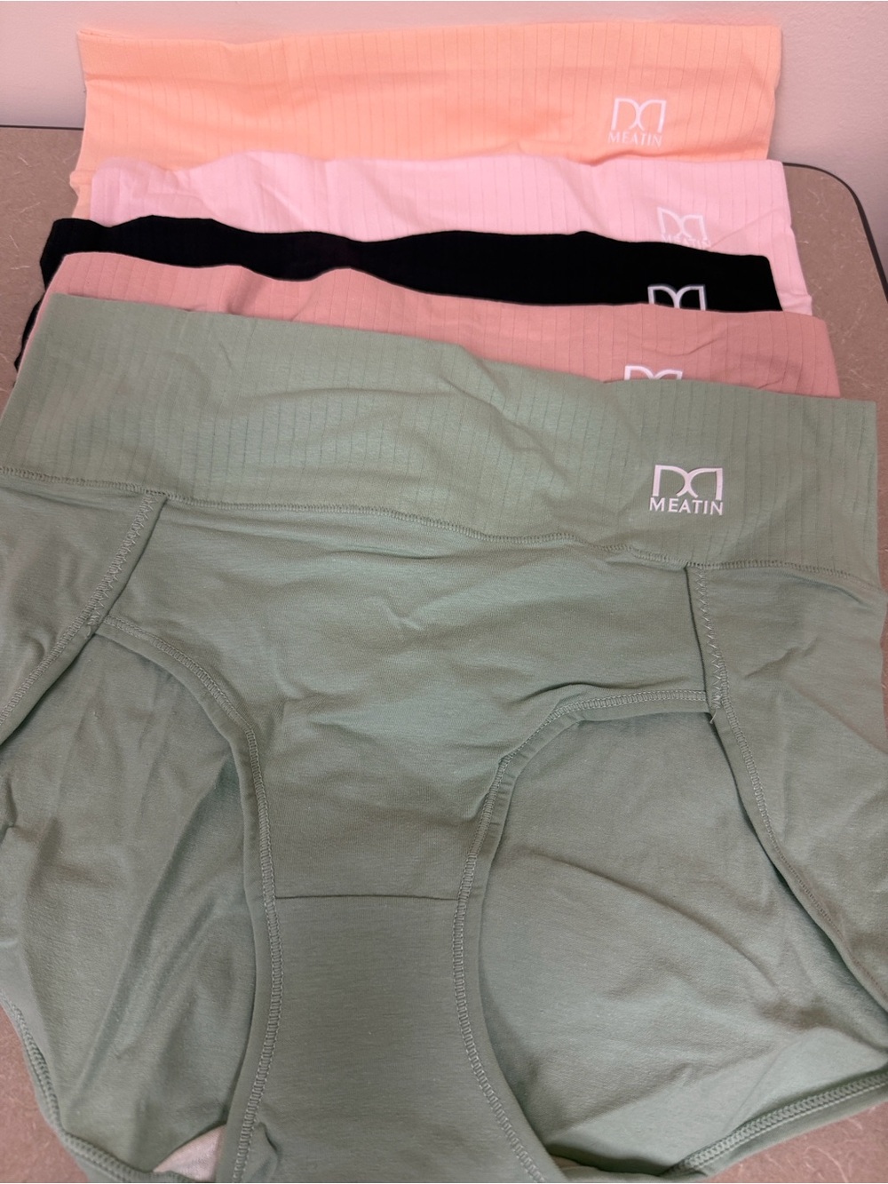 Women's Seamless Ribbed Briefs - New In Packaging Large (5-Pack)